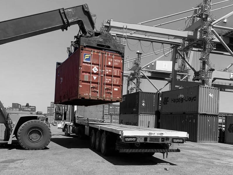 هل يهدر "طريق التنمية" المال العام؟