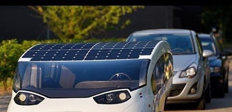 سيارات المستقبل.. ضوء الشمس يحول أكسيد الكربون والماء لوقود سائل