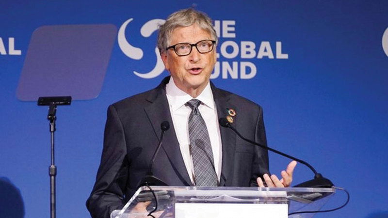 بيل غيتس: الذكاء الاصطناعي يُهدّد هذه الشركات