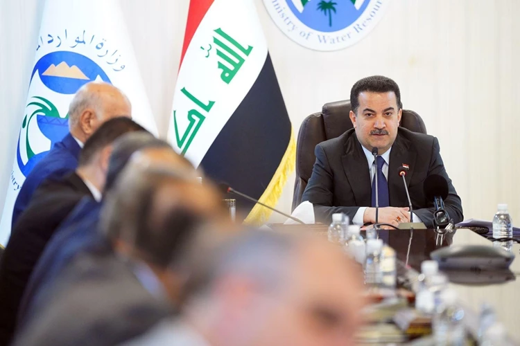 السوداني يشخص خللاً في إدارة ملف المياه ويحصر تنفيذ الخطة الزراعية بطرق الري الحديثة