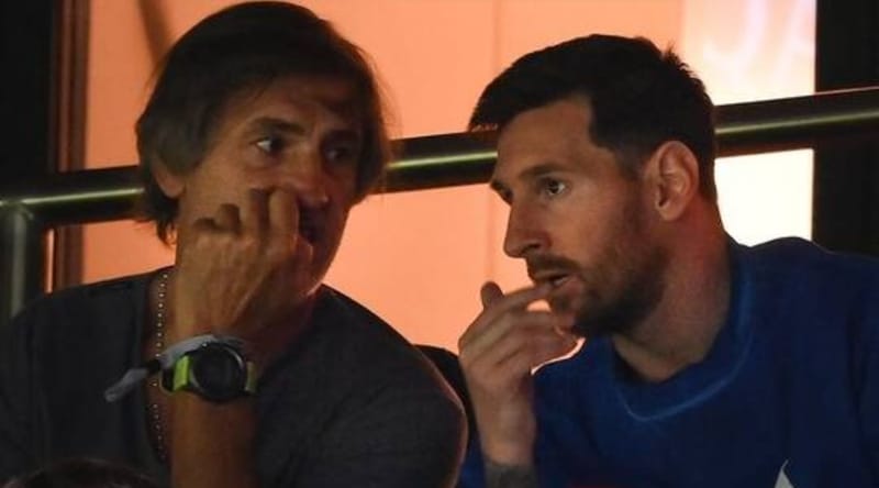 والد ميسي يوافق على انتقاله للهلال السعودي مقابل عرض "خرافي"