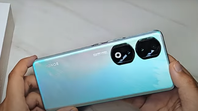 Honor تتحدى سامسونغ بهاتف مزود بكاميرا دقتها 200 ميغابيكسل