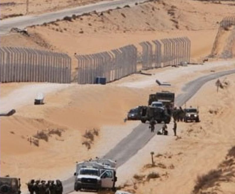 مقتل 3 جنود إسرائيليين ومسلح في هجوم قرب الحدود مع مصر