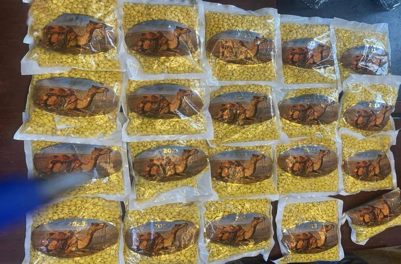 القبض على (21) تاجراً وناقلاً للمخدرات في عدة محافظات