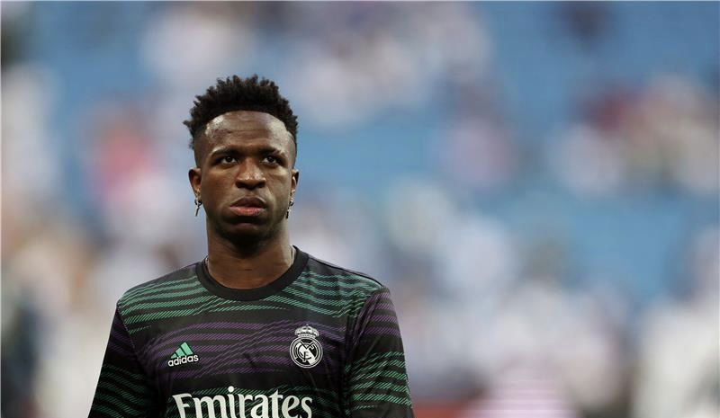 فينيسيوس يرحب بصفقة ريال مدريد