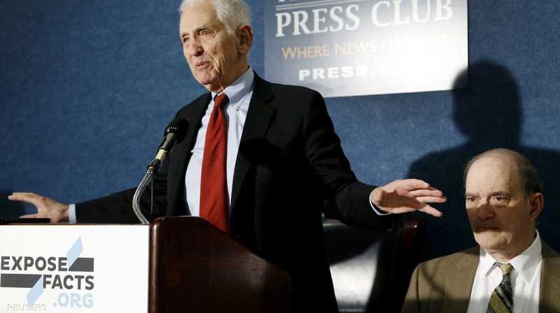 "ساهم في تغيير نظرة الرأي العام الأميركي".. وفاة مسرب "أوراق البنتاغون"