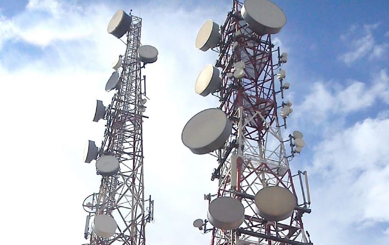 الاتصالات توافق على إدخال خدمة الانترنت عبر الفضاء لأول مرة في العراق