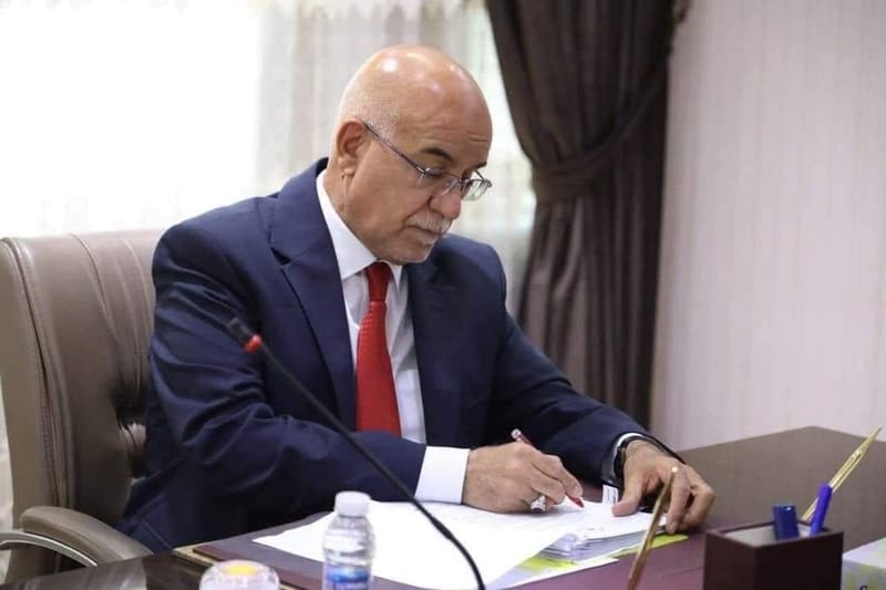 وزير الصحة يوجه باستمرار دوام المنظومة الوطنية للدواء خلال العيد