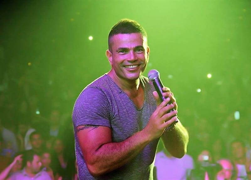 رقم خيالي..كم طلب عمرو دياب لإحياء حفله في لبنان؟