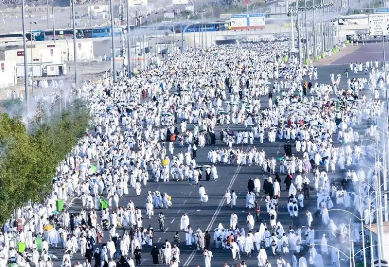 كم بلغ إجمالي أعداد الحجاج لهذا العام؟