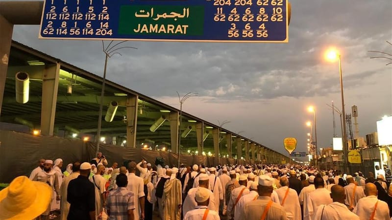 بعثة الحج: حجاج العراق يرمون الجمرات في آخر يوم لمناسك الحج