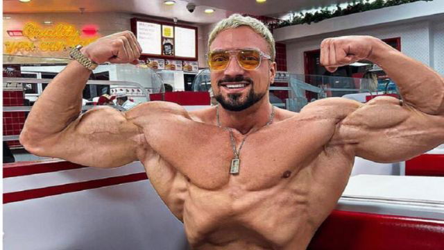 وفاة لاعب كمال الأجسام الشهير جو ليندنر عن 30 عاما