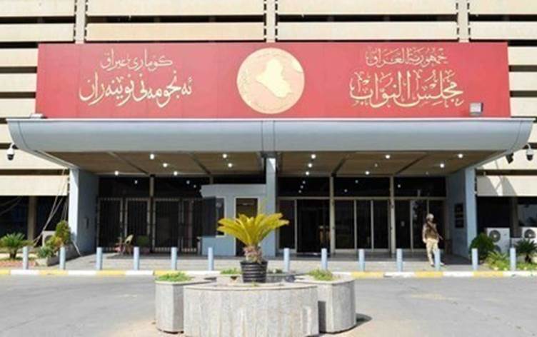 قانون الأحزاب مركون.. لا حل لتسخير موارد الدولة في الانتخابات