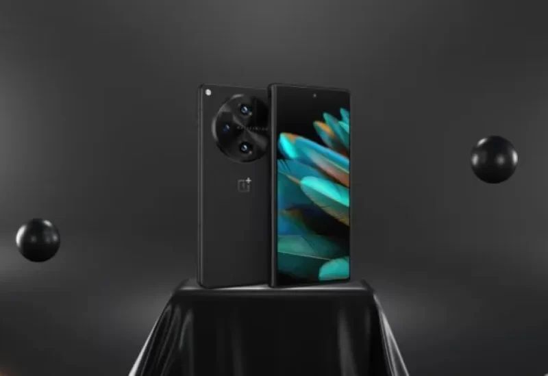 OnePlus تنافس بهاتف ذكي قابل للطي بقدرات عالية وكاميرات فائقة