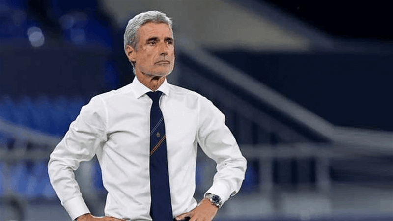 رسمياً.. النصر السعودي يتعاقد مع المدرب لويس كاسترو