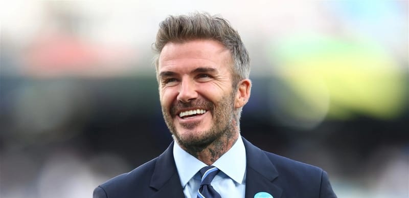 هذه تسريحة الشعر الوحيدة التي ندم عليها ديفيد بيكهام