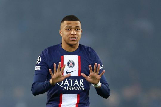 مبابي: لن أكون ضمن فريق يكتفي بالمشاركة في دوري الأبطال