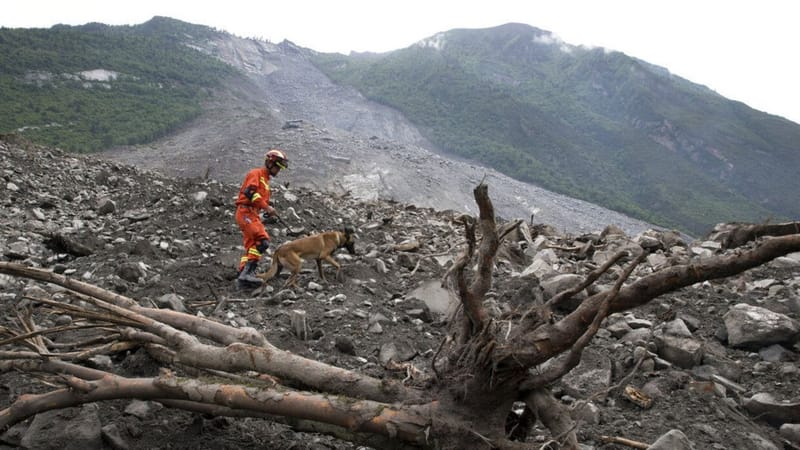 فقدان 9 أشخاص جرّاء انهيار أرضي وسط الصين