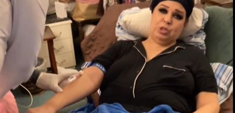 بعد خضوعها لعملية جراحية.. الفنانة المحبوبة تتعرّض لأزمة صحيّة جديدة!