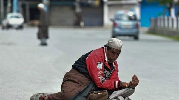 عبر التسول.. هندي يجمع مليون دولار ويصبح الاغنى عالمياً