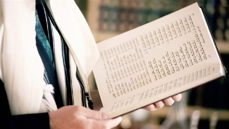 بعد الإساءة للقرآن.. السويد توافق على حرق التوراة أمام السفارة الإسرائيلية