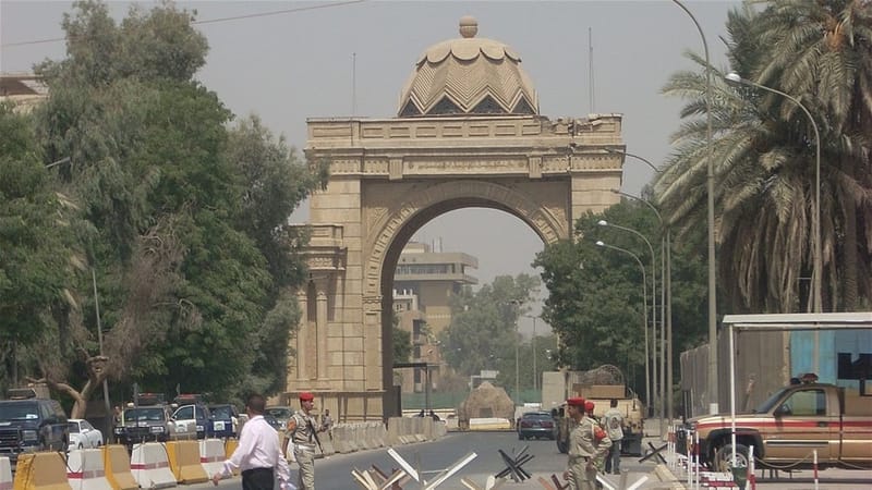 تحصين أمني للمنطقة الخضراء وإغلاق مداخلها.. ماذا يجري هناك؟