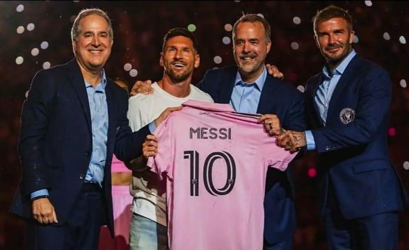 أغلى أسعار تذاكر المباريات بتاريخ الدوري الأميركي.. تذكرة مباراة ميسي بثمن منزل!