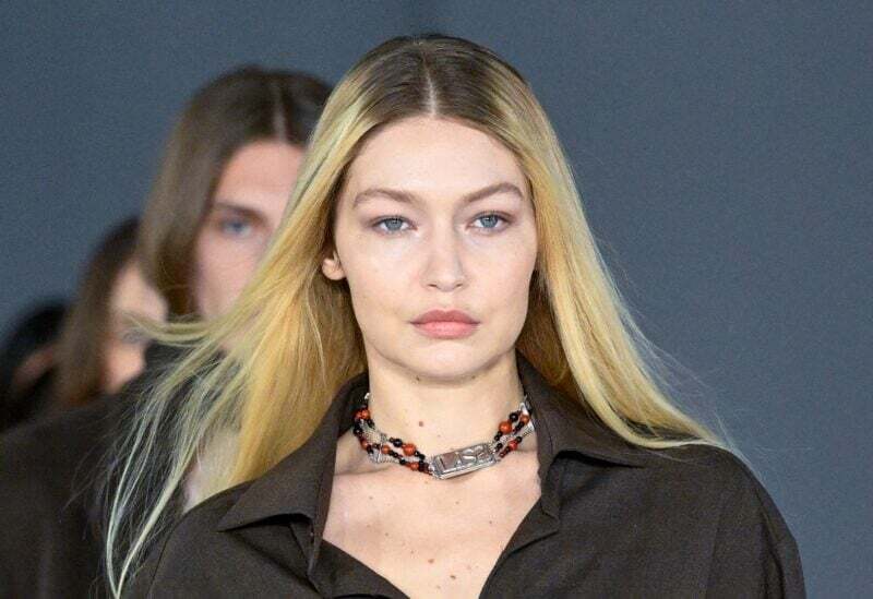 عارضة أزياء شهيرة متهمة بحيازتها المخدرات.. إليكم التفاصيل