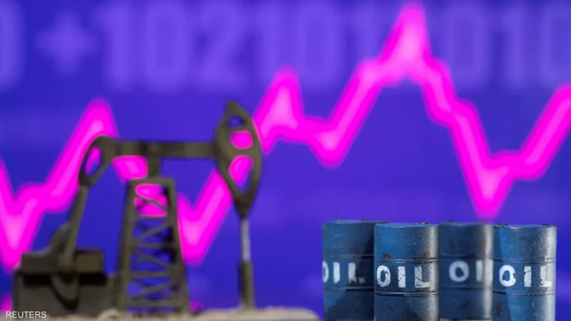 النفط يتجه لتسجيل مكاسب للأسبوع الرابع على التوالي