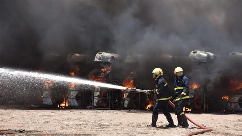 بغداد.. اندلاع حريق داخل كرفانات مستشفى اهلي بمنطقة زيونة