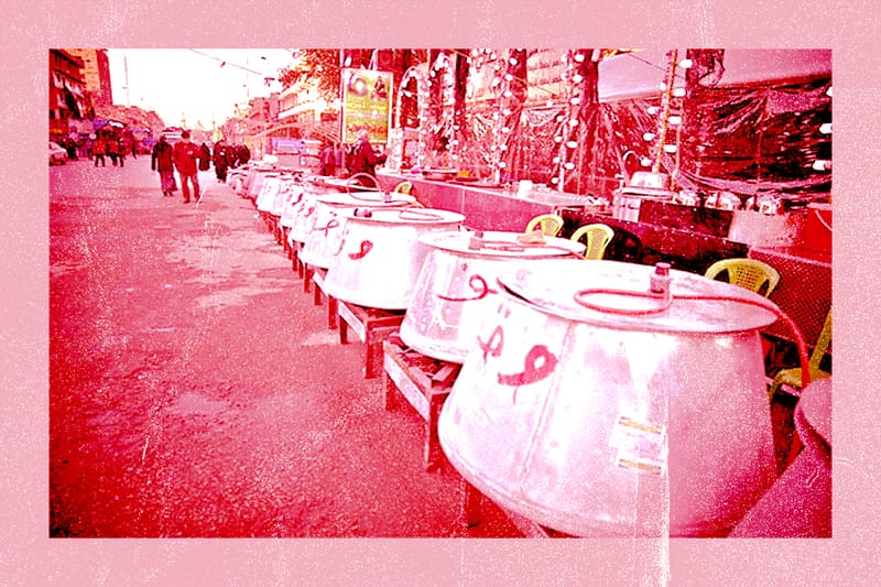 المواكب الحسينية.. طقس هزه ارتفاع الدولار ولم يقلله