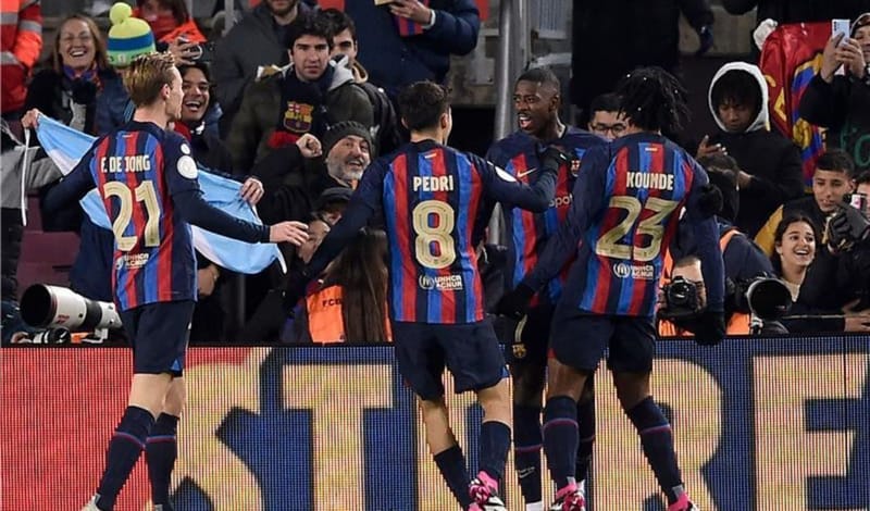 برشلونة يستعد لشن حرب علنية على باريس