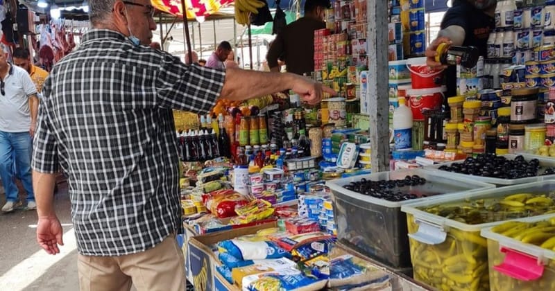 لبن أربيل يختلط بـ”تمر البصرة” وبغداد تحمل على رأسها “سَلَّات فارغة”