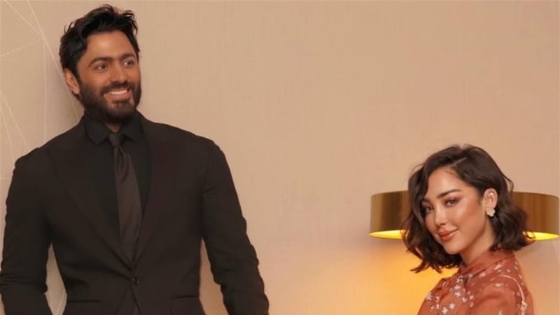 تامر حسني يعلق على الربط بين أغانيه وحياته الشخصية.. وبسمة بوسيل ترد (صور)