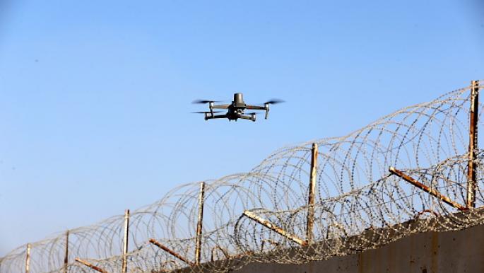 إصابة شخصين بقصف طائرة مسيّرة في السليمانية: تصاعد التوتر في إقليم كردستان