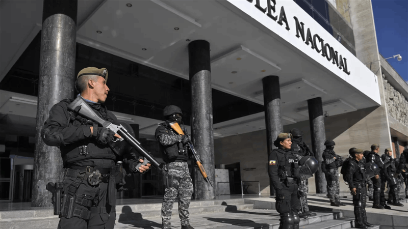 الإكوادور تعلن حالة الطوارئ لمدة 60 يوما على خلفية مقتل مرشح رئاسي