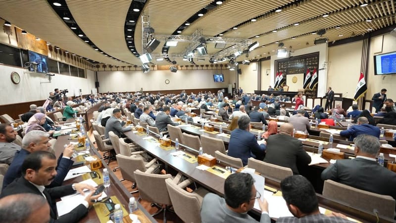 ما أهمية تعيين امينًا عامًا للبرلمان بوجود هيئة الرئاسة؟