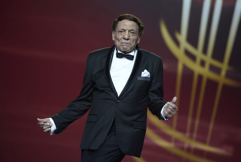 فنانة لبنانية تطالب بـ"الإفراج" عن عادل إمام: لازم نقتحم بيته