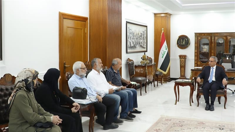 قضية "أراضي الجادرية" تتسع.. الأهالي يلتقون رئيس مجلس القضاء