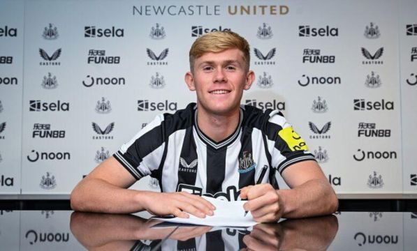 إعارة مع إلزامية الشراء.. نيوكاسل يخطف موهبة تشيلسي