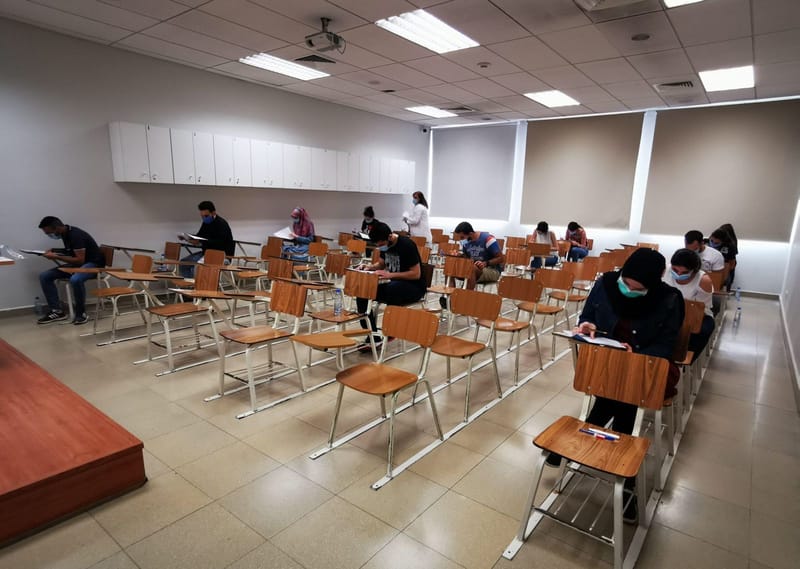 التربية تعلن أسماء الطلبة الاوائل الذين تم قبولهم في الجامعات الحكومية