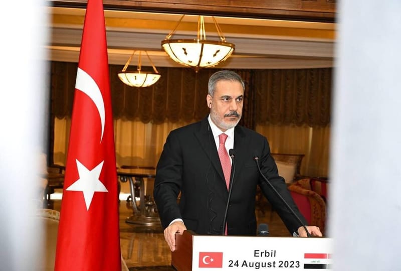 فيدان يطلب من أربيل وبغداد التعاون لحل "مشكلة" تواجد حزب العمال في العراق