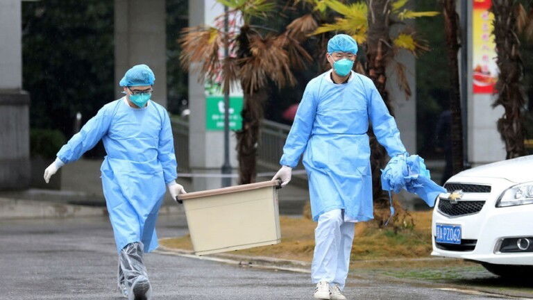 تحذير صحي عاجل.. العالم على شفا موجة خطيرة من كورونا