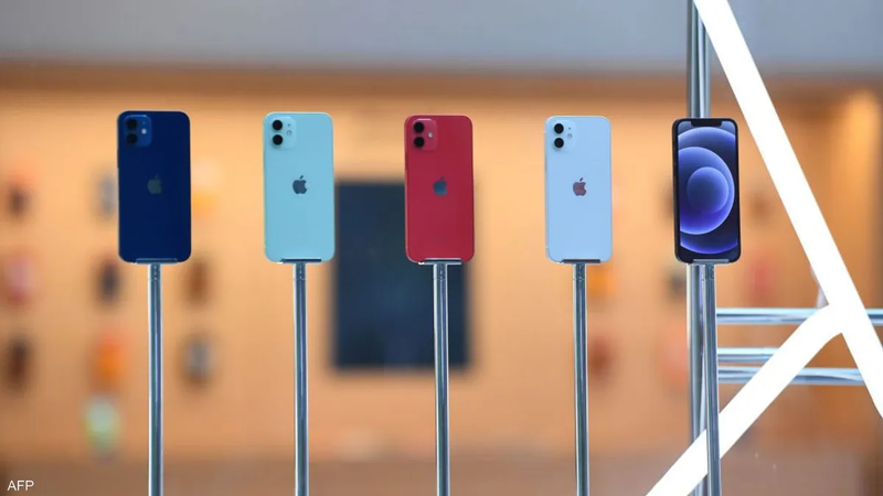 فرنسا تصدم شركة أبل.. وتحظر هذا النوع من آيفون