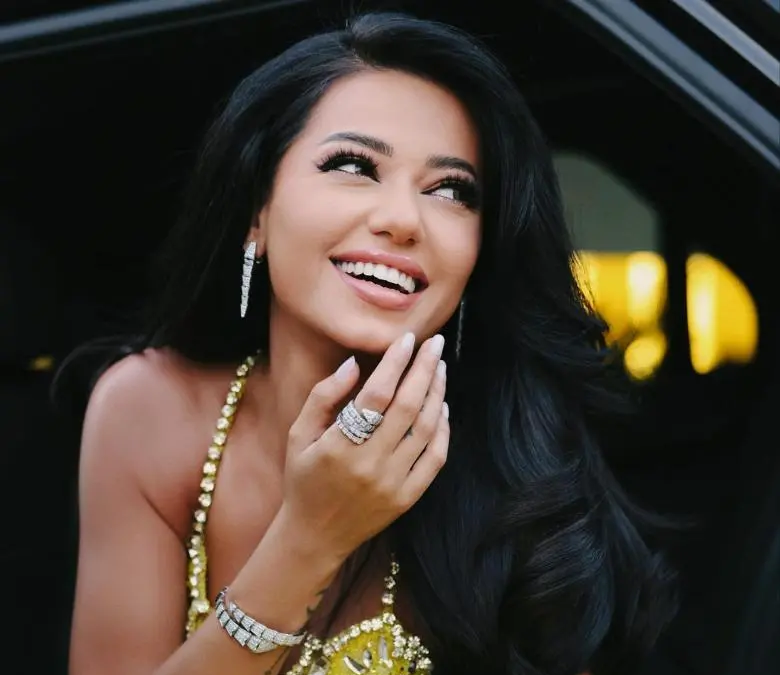 رحمة رياض تغني "حلو هالشعور" احتفالاً بـ موريكس نجمة الغناء العربية