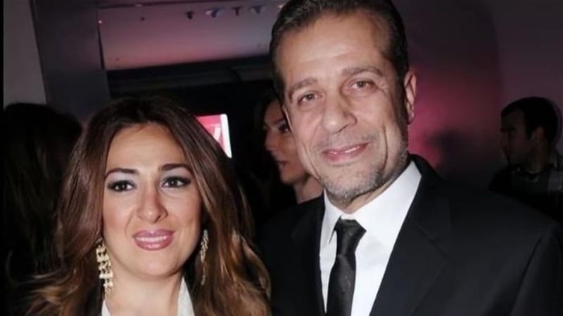 شريف منير يعلن طلاقه من لورا عماد ثم يحذف المنشور.. هل تراجع؟