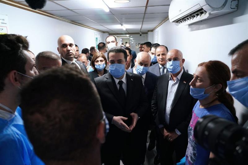 السوداني يزور المصابين في حادثة حريق قضاء الحمدانية الراقدين في المستشفى الجمهوري