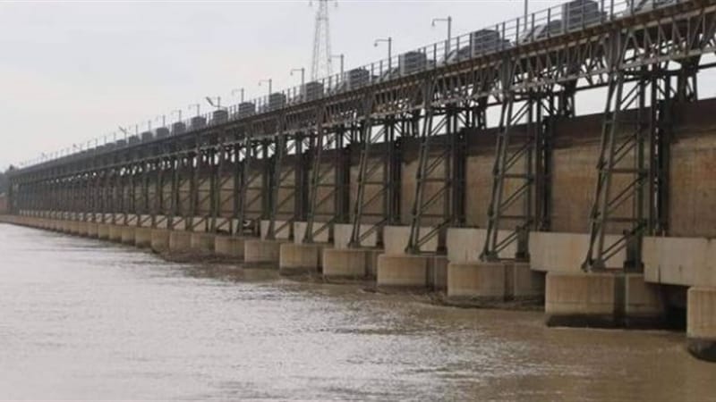 الموارد المائية تعلن إنجاز المخططات والجداول الخاصة بتطوير سدة سامراء