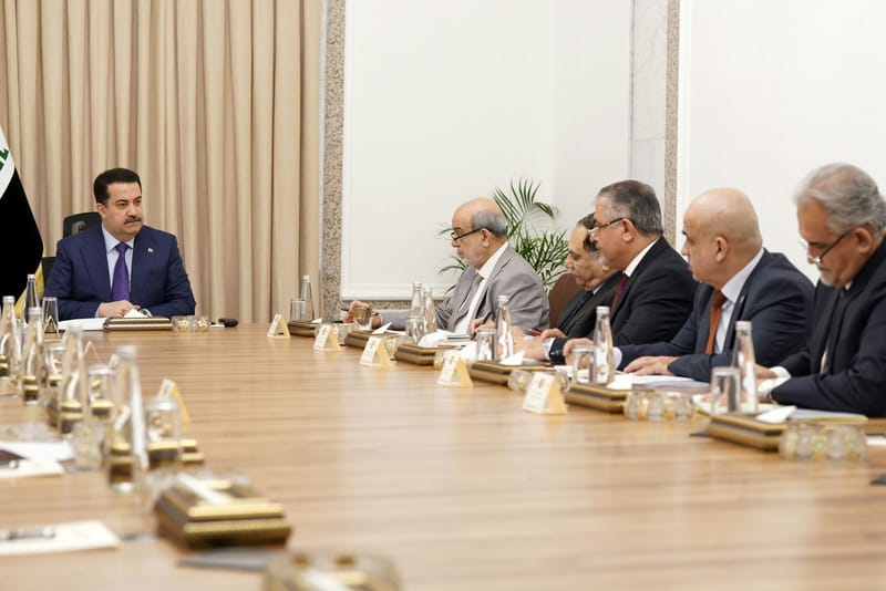 رئيس الوزراء يؤكد ضرورة إكمال مشاريع التوسعة والصيانة للموانئ النفطية العراقية