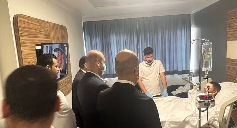 وفد حكومي يتابع مراحل علاج جرحى الحمدانية الذين تم إيفادهم الى تركيا